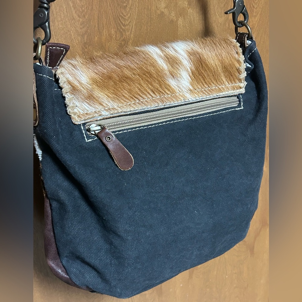 Myra Bag Brown and Black Shoulder Bag - Picture 6 of 14